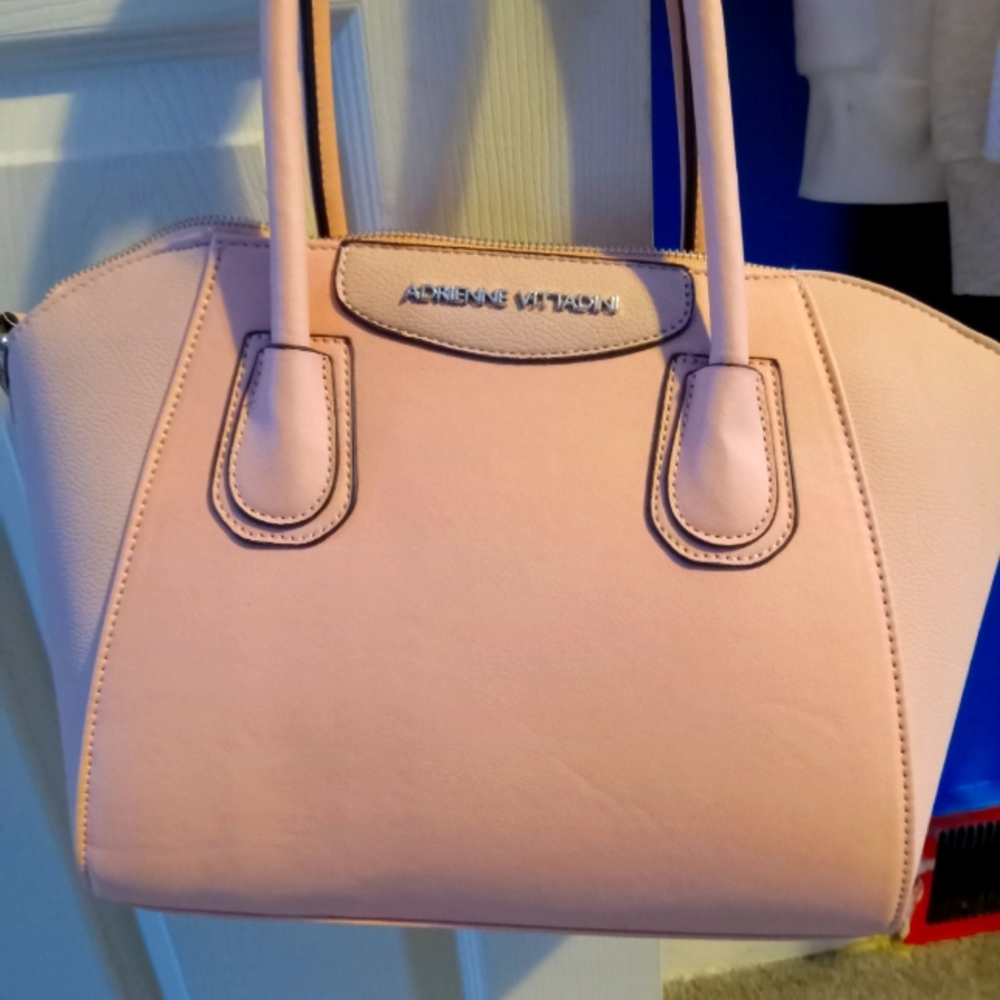 Purchase - Picture 1 of 3